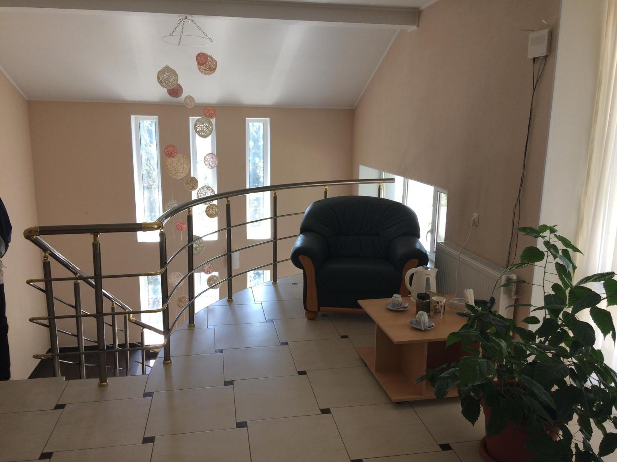 Hotel Paulina Falesti Extérieur photo