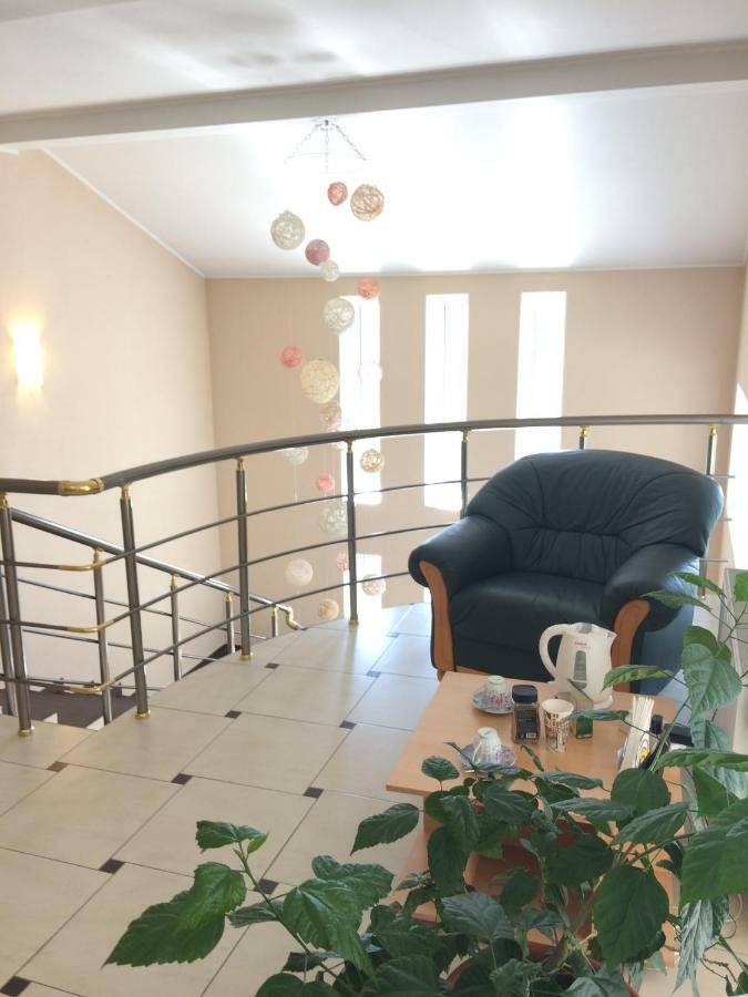Hotel Paulina Falesti Extérieur photo